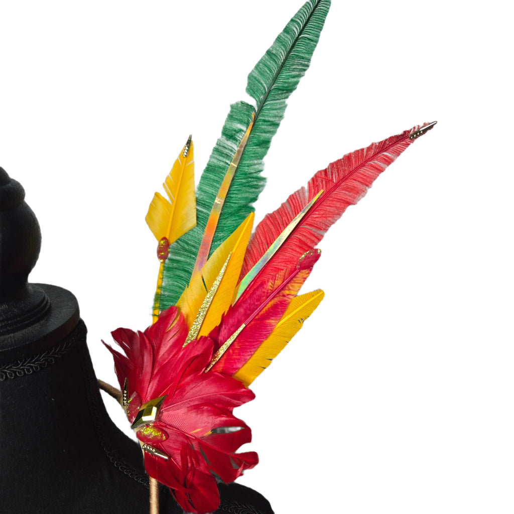 Amazonia Glow small feather collar wings detail of the shimmering accents | CarnivalMW