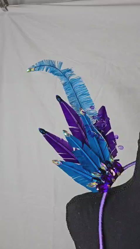 Electric Blue Fantasy Feather Small Collar Wings featuring vibrant electric blue and deep purple feathers with sparkling embellishments and dramatic plumes; lightweight, adjustable, and handmade for carnival and festival wear. #CARNIVALFEATHERS #CARNIVAL #CARNIVALCOSTUMES
